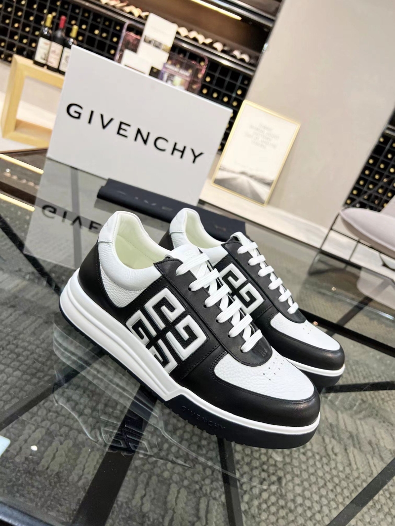 Givenchy Sneakers